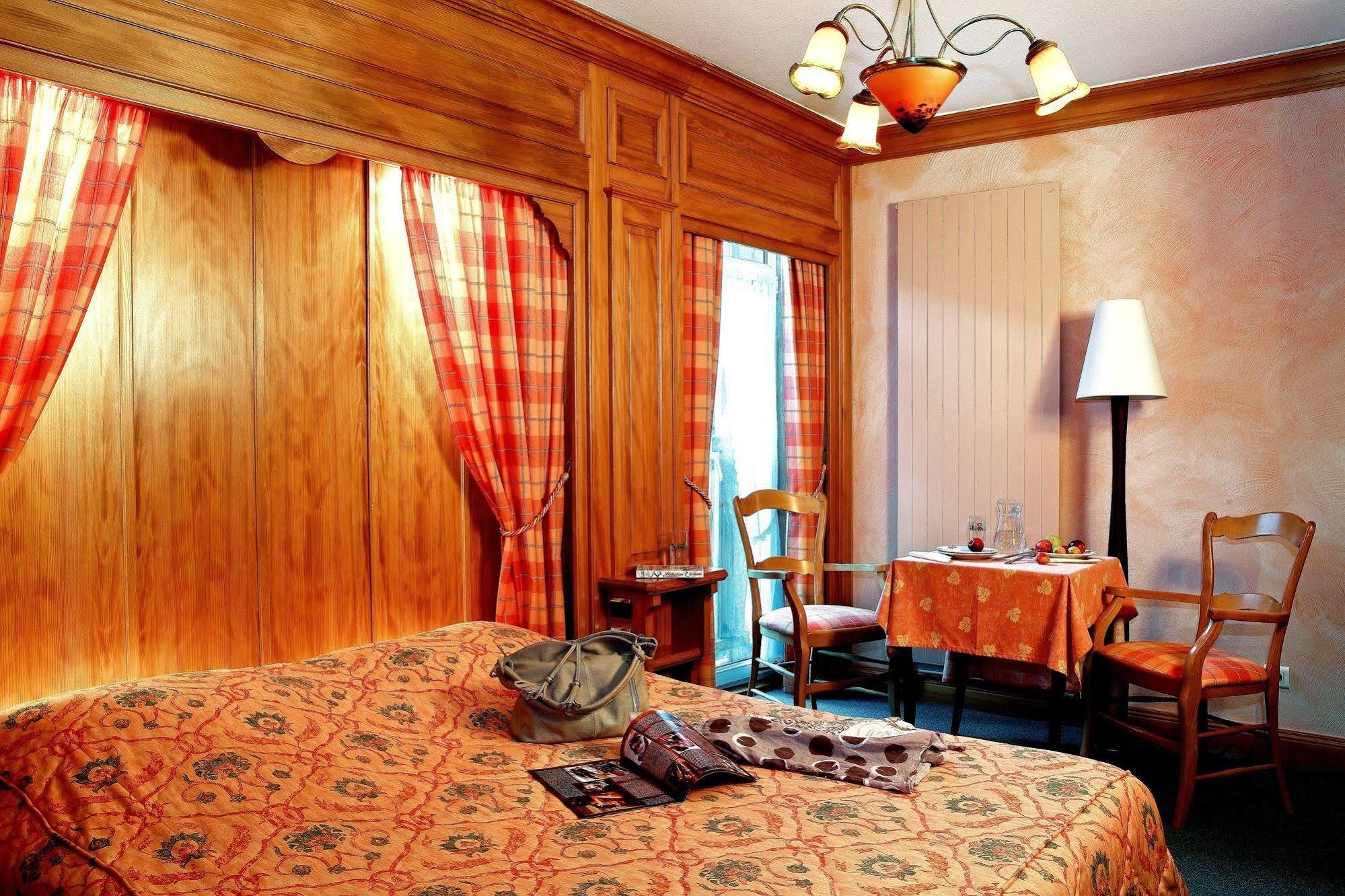 Hotel A La Vignette - Colmar-Nord Saint-Hippolyte Kültér fotó